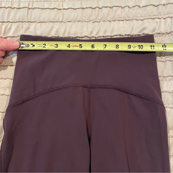 Lululemon Motionful 7/8 Tight Leggings 26" Black Cherry Purple Mesh 2 W5ARQS - Picture 10 of 12